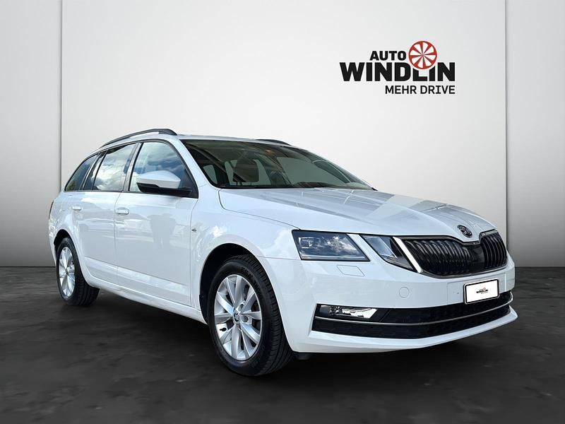 Weiss Gebraucht 2017 Skoda Octavia Style Kombi | CHF 14’400 (Fairer Preis) - Bild 1/4