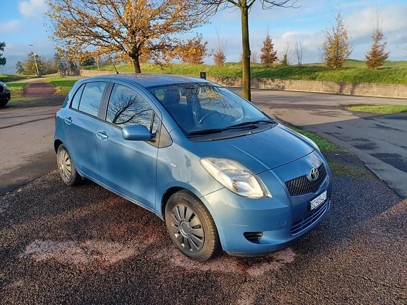 Gebraucht 2007 Toyota Yaris Luna | CHF 4’200 (Etwas zu teuer) - Bild 1/4