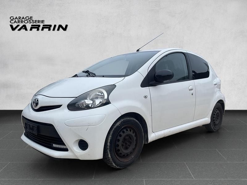 Weiss Gebraucht 2013 Toyota Aygo Kleinwagen | CHF 4’290 (Fairer Preis) - Bild 1/4