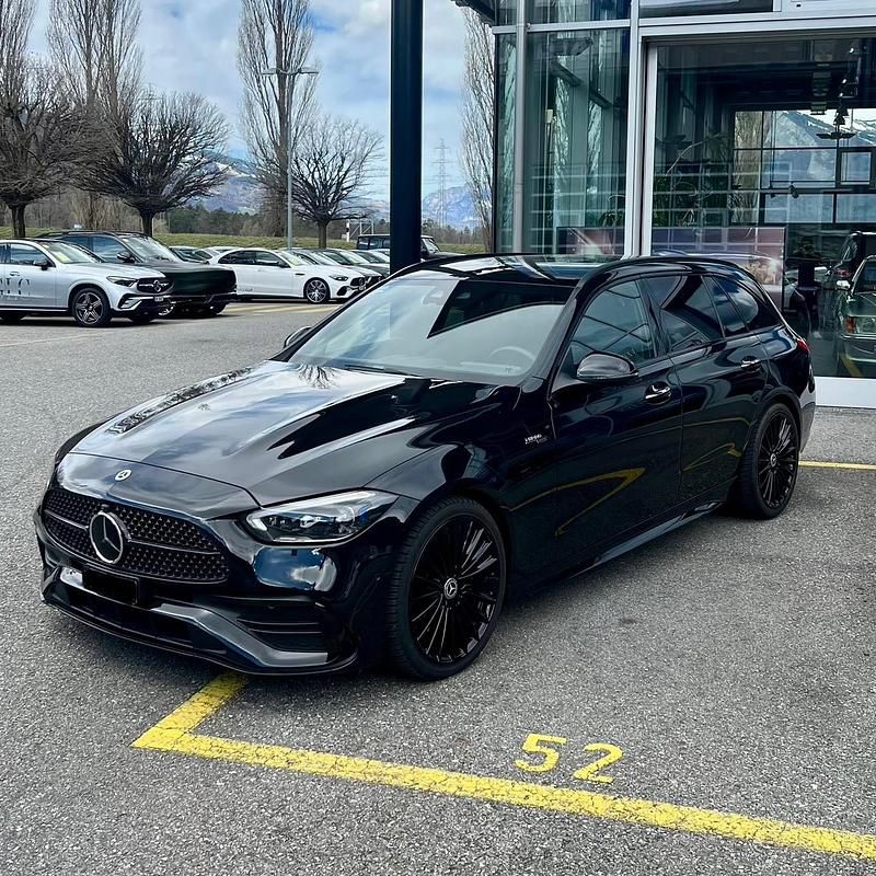 Gebraucht Mercedes C300e AMG line 258 PS (189 kW) 2022