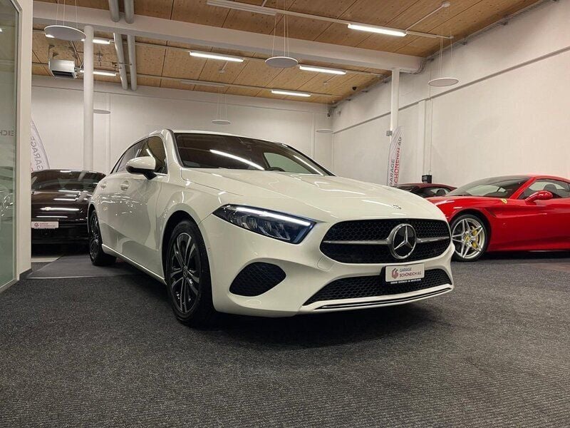 Gebraucht Mercedes A180 Progressive 116 PS (85 kW) 2023 Weiss Limousine
