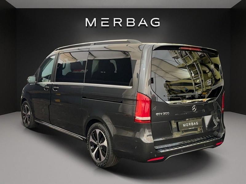 Gebraucht Mercedes EQV300 Avantgarde 150 kW (204 PS) 2023 Schwarz Van / Kleinbus