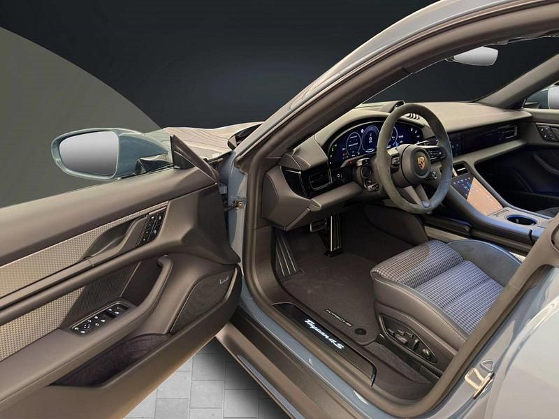 Neu Porsche Taycan Black Edition 439 kW (598 PS) 2026 Kombi