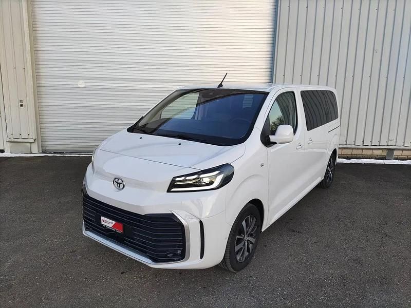 Gebraucht Toyota Proace Verso 177 PS (130 kW) 2026 Weiss Kombi