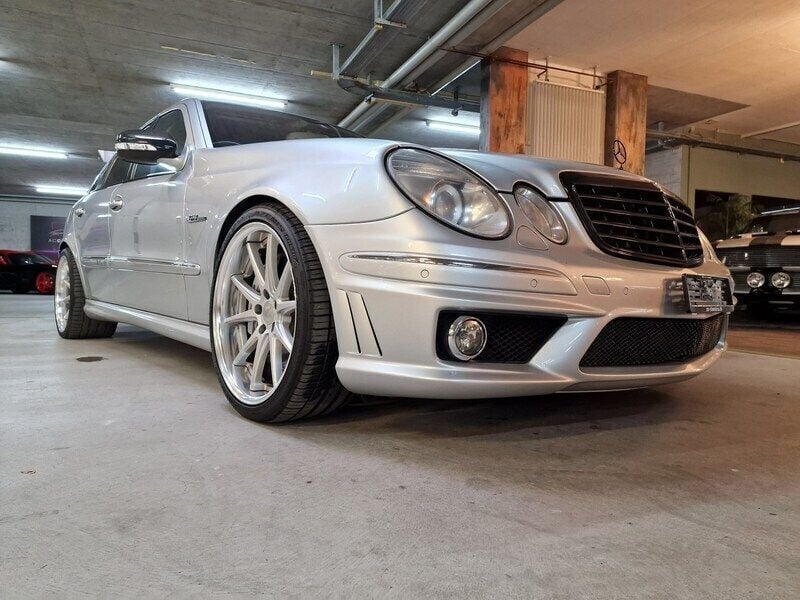 Silber Gebraucht 2006 Mercedes E63 AMG Avantgarde Limousine | CHF 26’900 - Bild 1/4