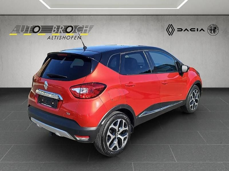 Gebraucht Renault Captur 118 PS (86 kW) 2016 SUV