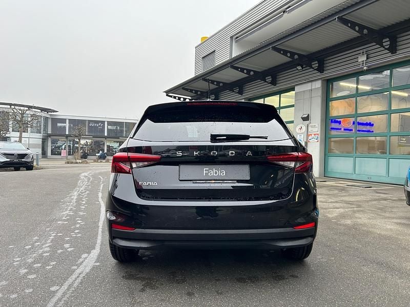Neu Skoda Fabia Selection 116 PS (85 kW) 2026 Schwarz Limousine