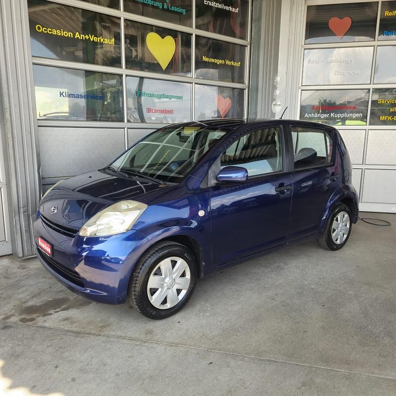 Blau Gebraucht 2007 Daihatsu Sirion Kleinwagen | CHF 4’900 - Bild 1/4