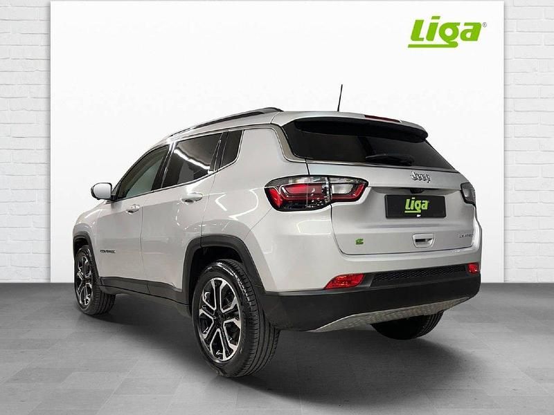 Gebraucht Jeep Compass Limited 131 PS (96 kW) 2022 Silber SUV