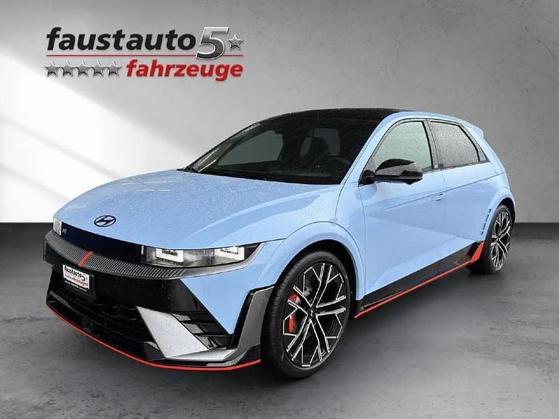 Blau Neu 2025 Hyundai Ioniq Kleinwagen | CHF 60’940 - Bild 1/4