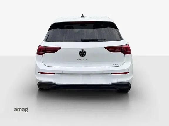 Neu VW Golf VIII United 115 PS (84 kW) 2026 Pure white uni Limousine