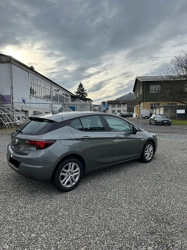 Gebraucht Opel Astra Enjoy 136 PS (100 kW) 2016