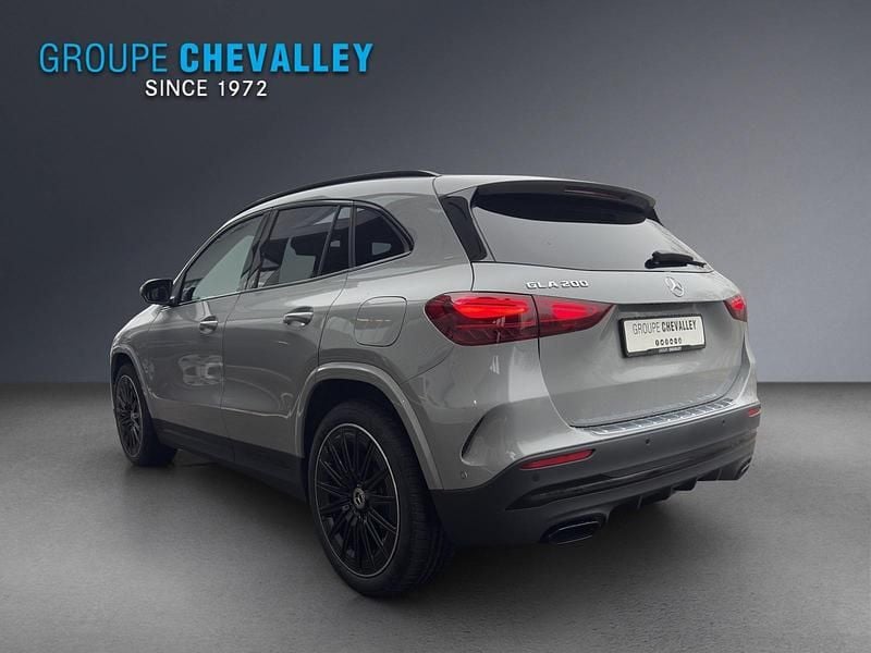 Neu Mercedes GLA200 Night 163 PS (119 kW) 2026 Grau SUV