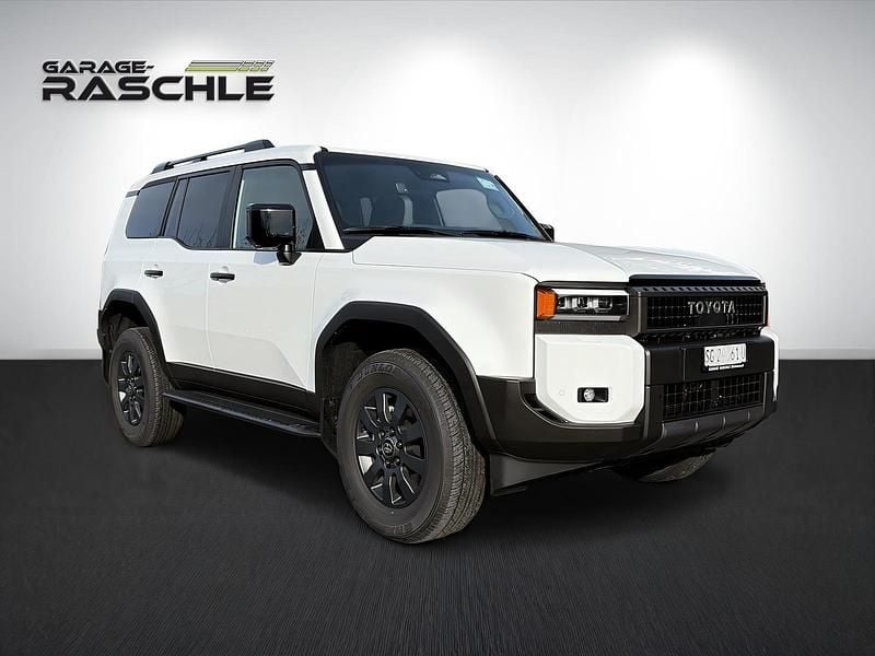 Neu Toyota Land Cruiser Style 205 PS (150 kW) 2026 Grau SUV