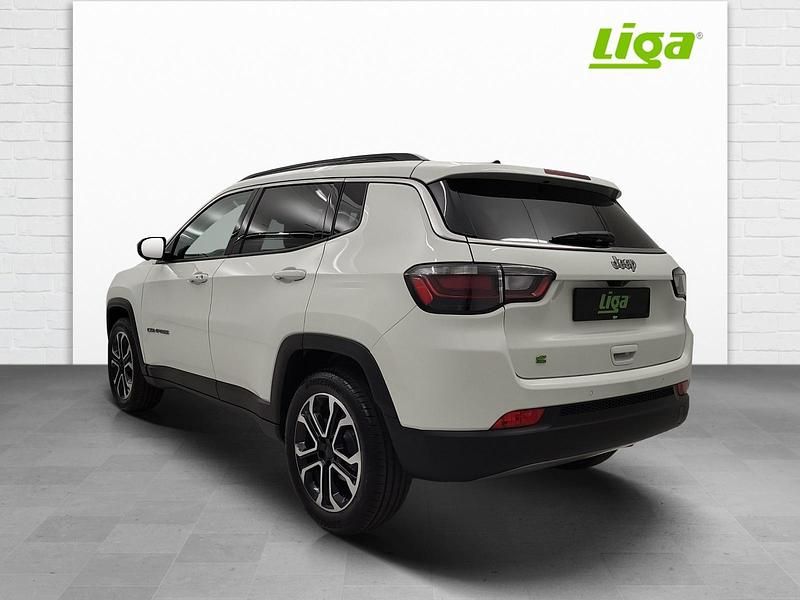 Gebraucht Jeep Compass Limited 131 PS (96 kW) 2022 Weiss SUV