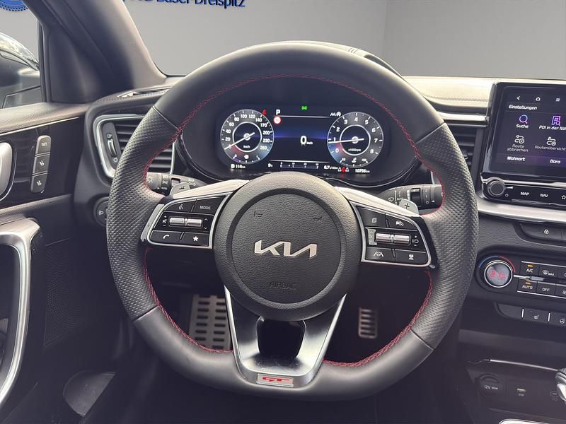 Gebraucht Kia Ceed GT GT 204 PS (150 kW) 2023 Weiss Limousine