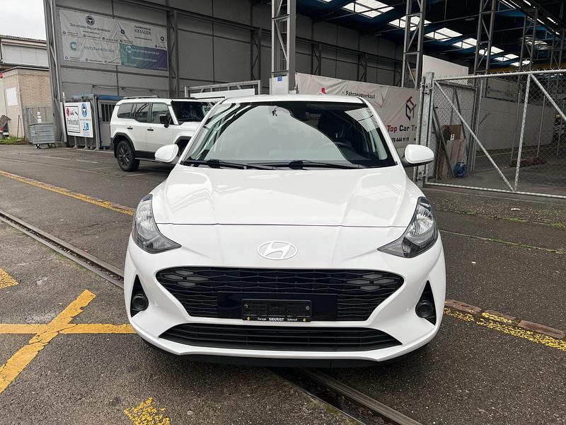 Gebraucht 2024 Hyundai i10 Kleinwagen | CHF 8’500 - Bild 1/4