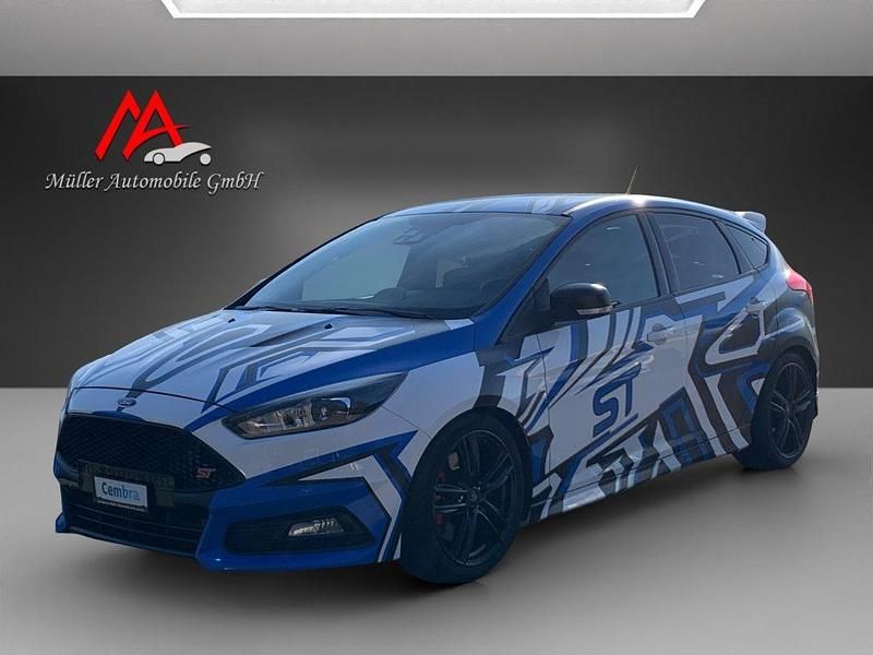 Gebraucht Ford Focus ST 250 PS (183 kW) 2016 Limousine