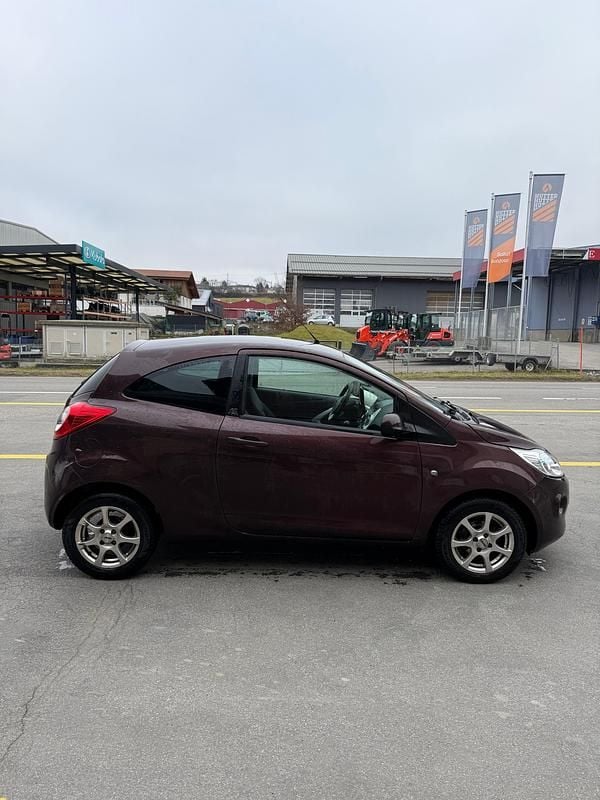 Gebraucht Ford Ka Titanium 69 PS (50 kW) 2011 Kleinwagen