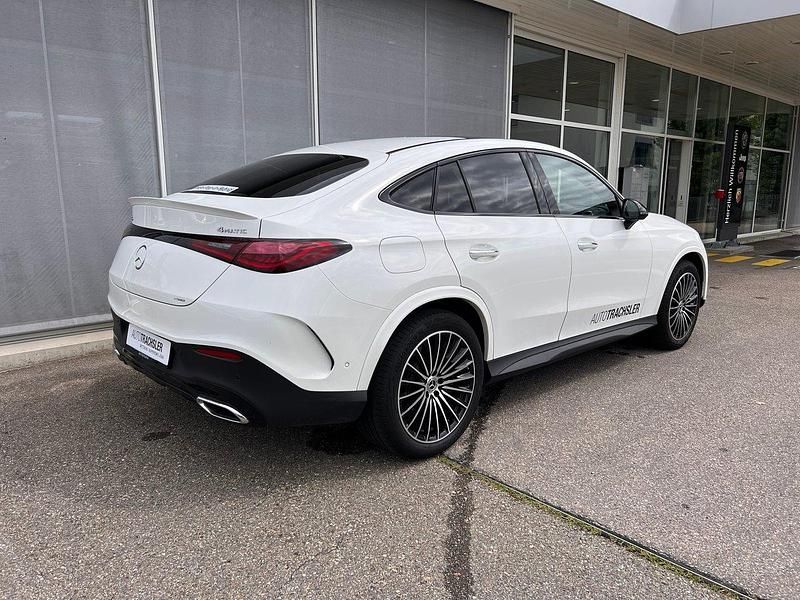 Gebraucht Mercedes GLC300 313 PS (230 kW) 2024 Coupé