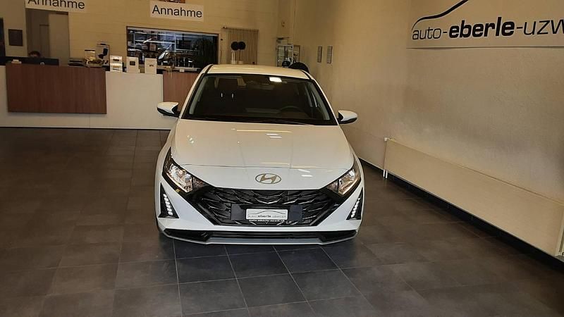 Gebraucht Hyundai i20 100 PS (73 kW) 2024 Kleinwagen