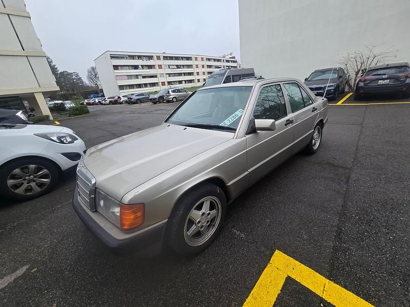 Gebraucht Mercedes 190 132 PS (97 kW) 1993 Limousine