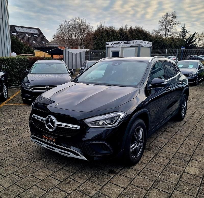 Gebraucht 2022 Mercedes GLA200 Progressive SUV | CHF 19’999 - Bild 1/4