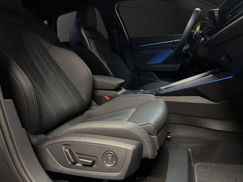 Neu Audi A3 Ambiente 150 PS (110 kW) 2025 Limousine