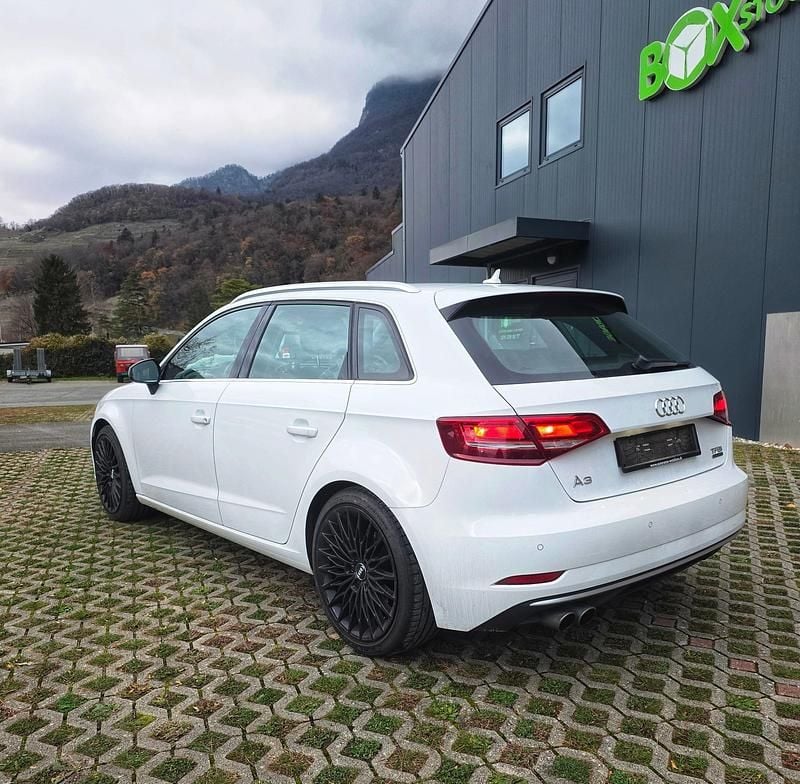 Gebraucht Audi A3 190 PS (139 kW) 2019 Limousine