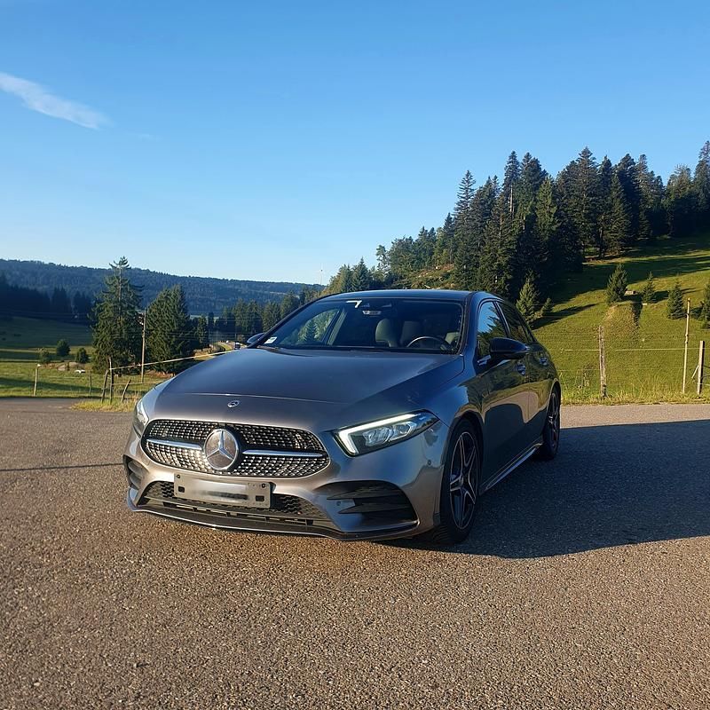 Gebraucht Mercedes A200 AMG line 163 PS (119 kW) 2018