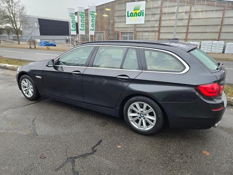Gebraucht BMW 530 258 PS (189 kW) 2013 Kombi