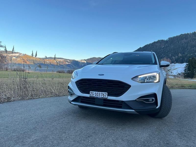 Gebraucht Ford Focus Active 120 PS (88 kW) 2020