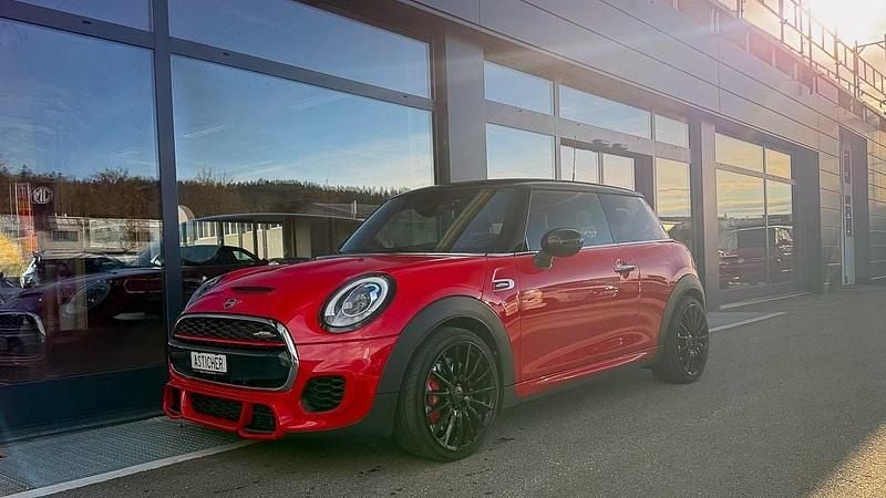 Rot Gebraucht 2018 Mini John Cooper Works Kleinwagen | CHF 23’900 (Guter Preis) - Bild 1/4