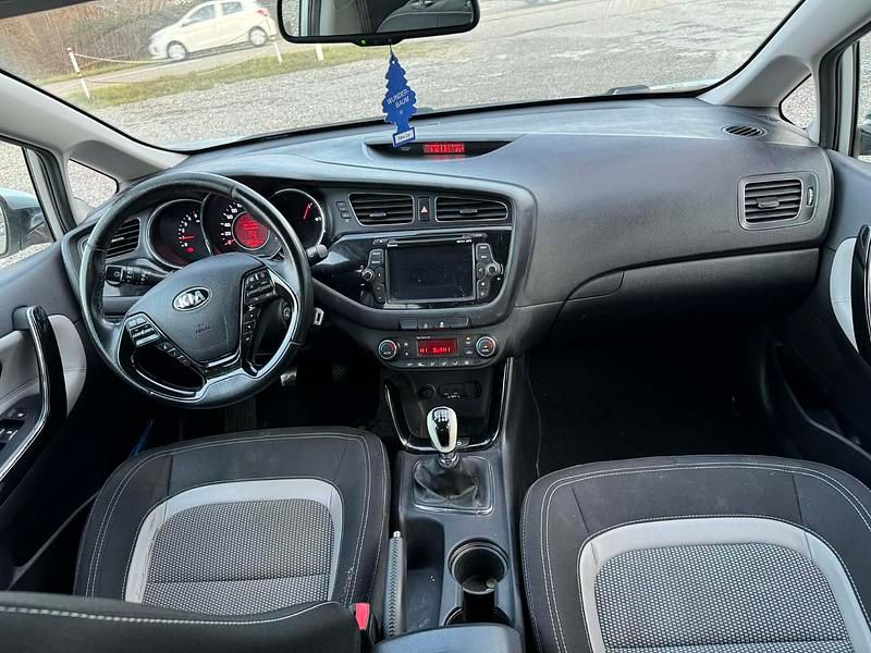 Gebraucht Kia Ceed 90 PS (66 kW) 2015 Kleinwagen