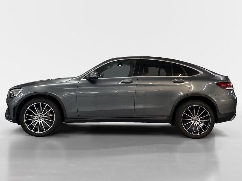 Gebraucht Mercedes GLC300 AMG line 245 PS (180 kW) 2019 Grau Coupé