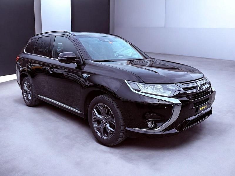 Gebraucht Mitsubishi Outlander P-HEV 121 PS (88 kW) 2018 SUV
