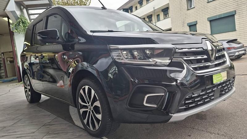 Gebraucht Renault Kangoo Techno 131 PS (96 kW) 2022 Van / Kleinbus