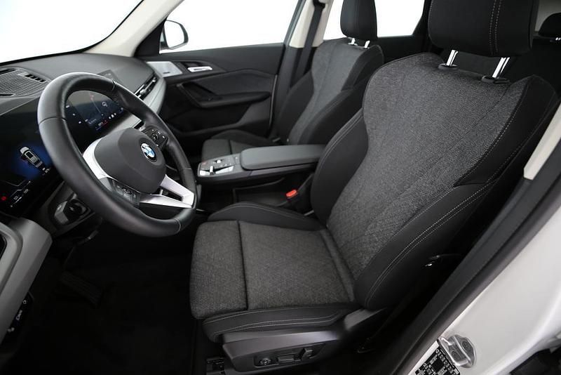 Gebraucht BMW X1 Comfort Edition 136 PS (100 kW) 2024 Weiss SUV