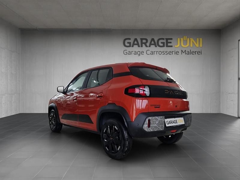 Neu Dacia Spring Extreme 47 kW (65 PS) 2026 Rot Kleinwagen