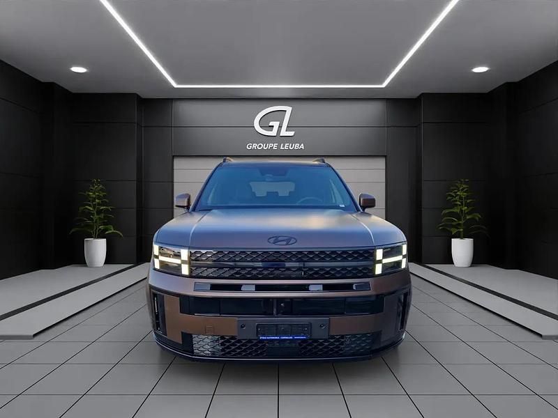 Neu Hyundai Santa Fe 253 PS (186 kW) 2025 Braun SUV