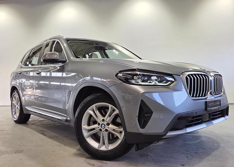 Gebraucht BMW X3 Sport Line 194 PS (142 kW) 2022 Grau SUV