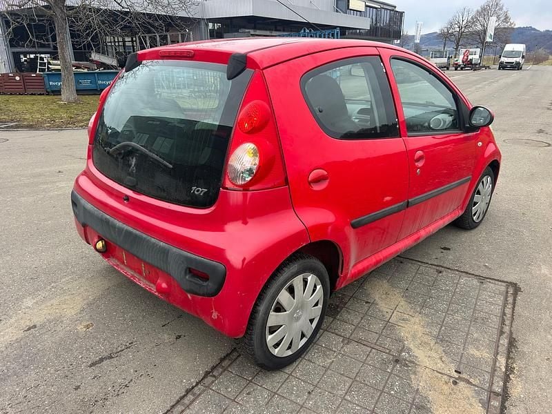 Gebraucht Peugeot 107 68 PS (50 kW) 2006 Kleinwagen