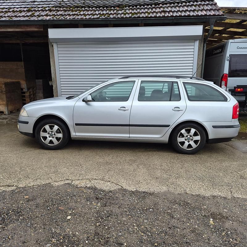 Gebraucht Skoda Octavia Elegance 140 PS (102 kW) 2008