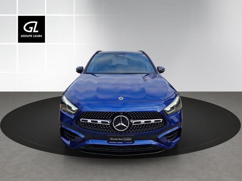 Gebraucht Mercedes GLA220 190 PS (139 kW) 2024 Blau SUV