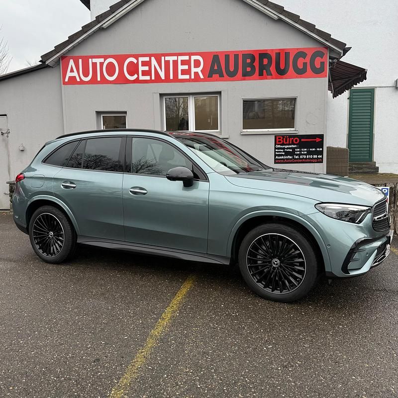 Gebraucht Mercedes GLC300e AMG line 258 PS (189 kW) 2025 SUV