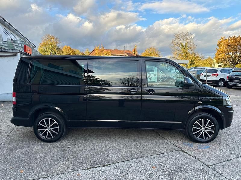 Gebraucht VW Caravelle Comfortline 180 PS (132 kW) 2014 Van / Kleinbus