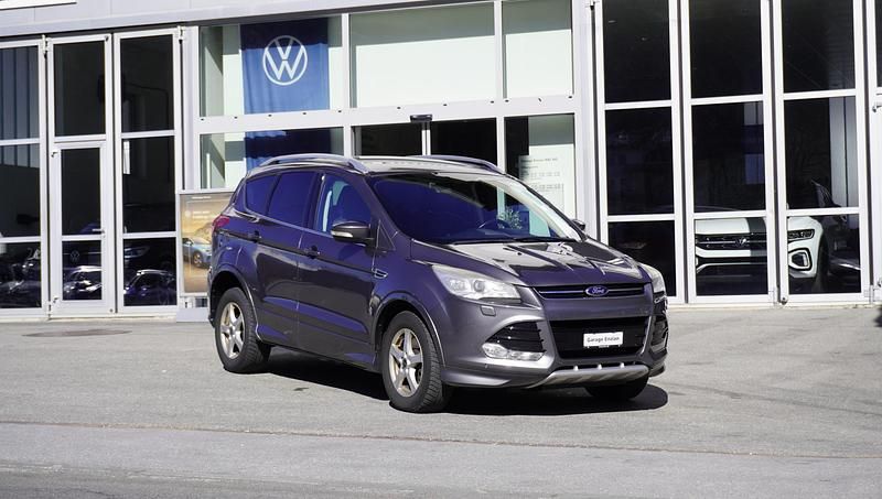 Grau Gebraucht 2014 Ford Kuga Titanium S SUV | CHF 13’900 (Etwas zu teuer) - Bild 1/4