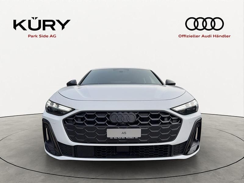 Gebraucht Audi A5 Ambiente 204 PS (150 kW) 2024 Weiss Coupé