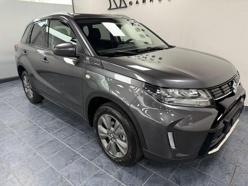Neu Suzuki Vitara 129 PS (94 kW) 2025 Grau SUV