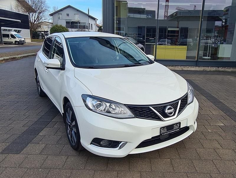 Gebraucht Nissan Pulsar N-Connecta 115 PS (84 kW) 2018 Kleinwagen